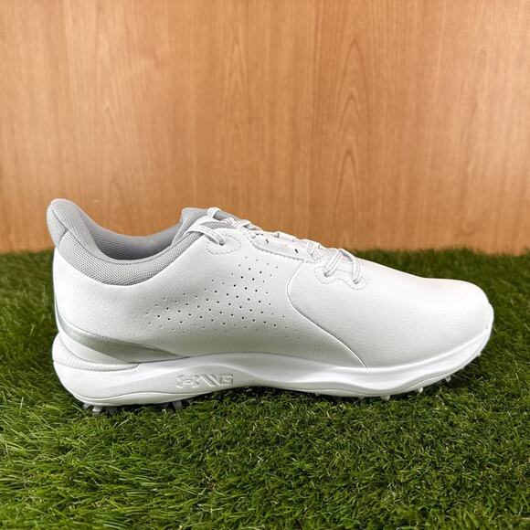 Athletic_Shoes